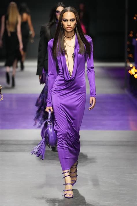 vetrina primavera estate versace|versace spring dresses.